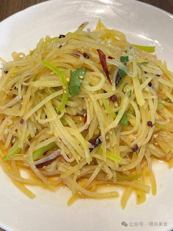 开云网站美食小课堂：五道家常菜的轻松制作教程让你秒变大厨！(图8)