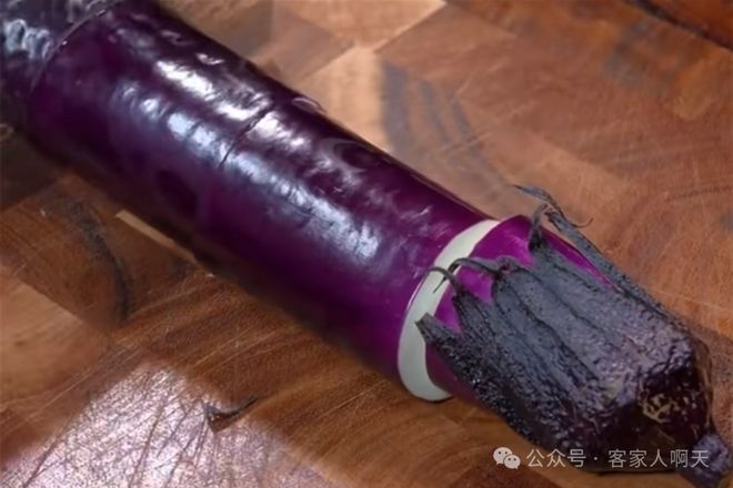 砂锅焖茄子：家常美味软烂入味让你多吃两碗饭！(图2)