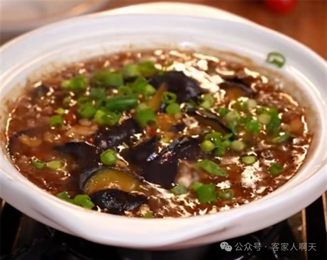 砂锅焖茄子：家常美味软烂入味让你多吃两碗饭！(图5)