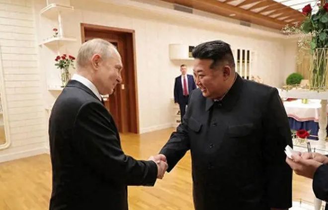 普京刚离开半岛韩国就发现边境不对劲这回尹锡悦也学聪明了(图1)