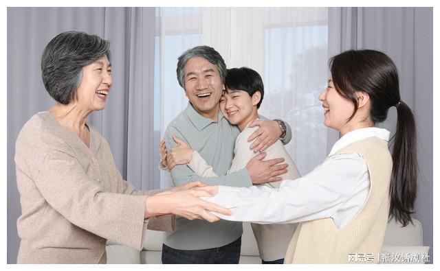 父亲抢走孩子辛苦赚来的生活费大老婆受不了逼走小老婆(图2)