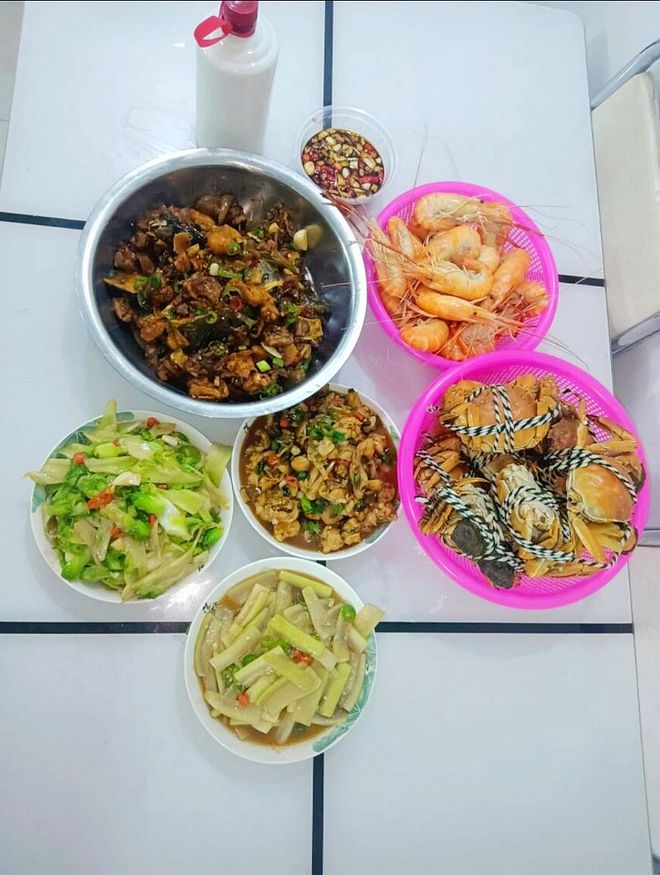 十几家家常菜大比拼！哪家接地气最会吃？看看有你家乡菜吗？(图1)