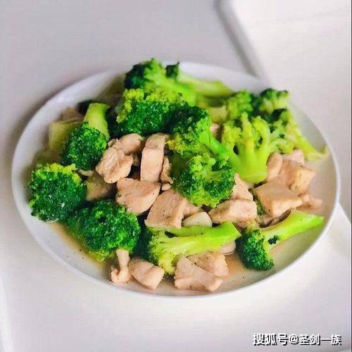 西兰花炒鸡胸肉(图6)