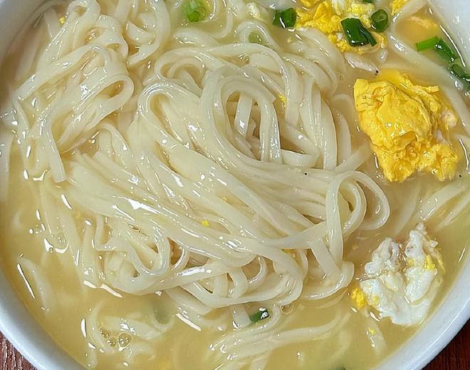 广东夫妻冷战3天各自做各自的饭网友笑称：真实又搞笑(图1)