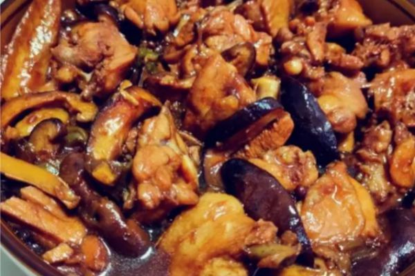 香菇炖鸡不仅是一道美味佳肴更是一道简单易学的家常菜(图4)
