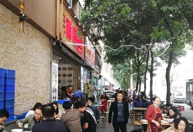 成都极具人气的苍蝇馆子80年的老味道只有春熙路的街坊才懂(图5)