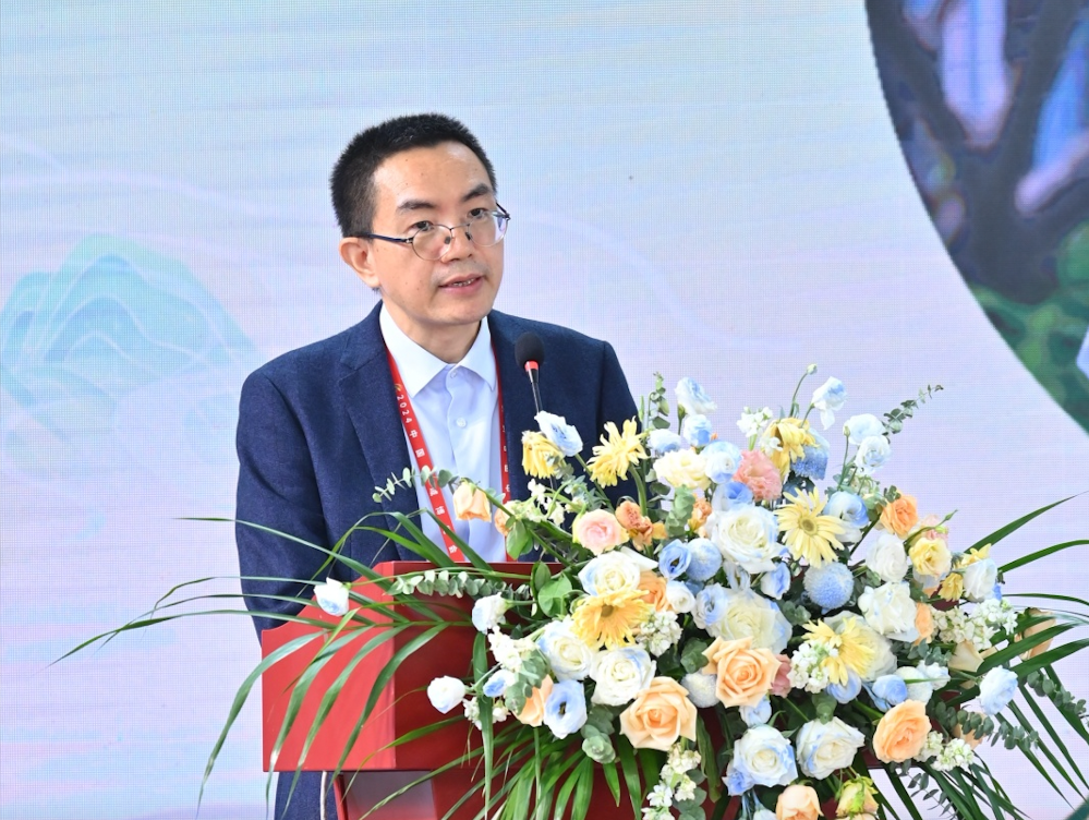 南财集团副总编辑邓红辉：预制菜出海是企业全球化、品牌化、高端化的关键一跃(图1)