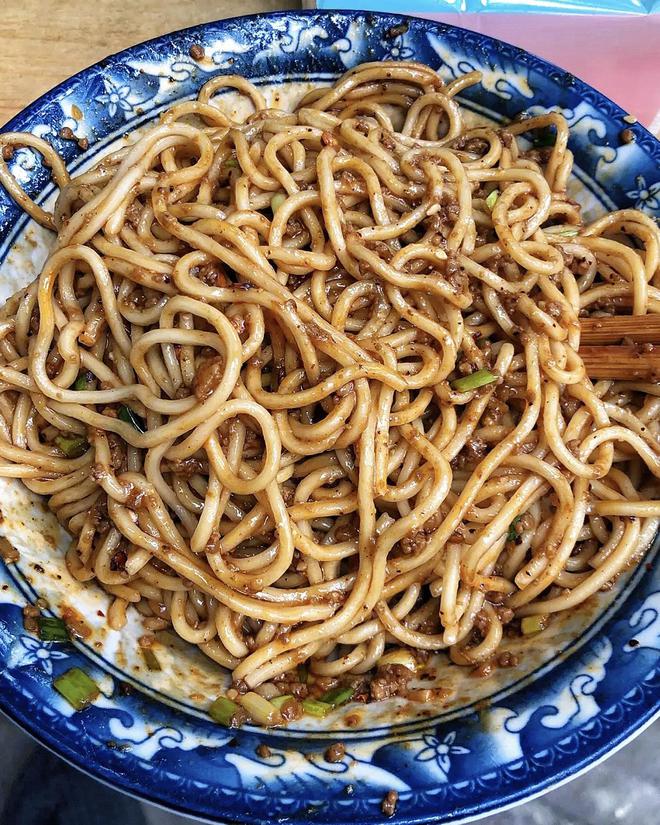 重出江湖！成都老传统的“干煵儿面”香浓醇厚、回味绵长！(图6)