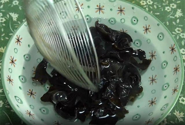 苦瓜和洋葱真是绝配秋冬天做一盘开胃又去火每次上桌都光盘(图7)