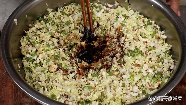 立冬吃饺子首选3种福气馅鲜嫩营养迎冬接福(图1)