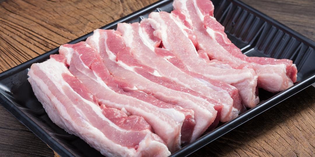 五花肉、绿叶菜齐降身价今冬白菜猪肉炖粉条可以敞开吃了(图1)