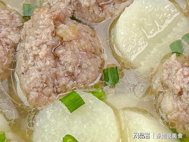 女人气血不足小雪记得吃八道菜气血足身体好手脚温暖过冬(图6)
