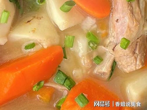 女人气血不足小雪记得吃八道菜气血足身体好手脚温暖过冬(图7)