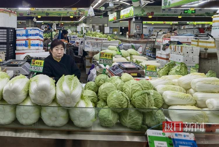 气温“拉”着菜价一起下降消费量大的家常菜更便宜(图4)