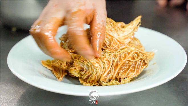 你绝对没见过！乾隆白菜的独特做法吃了就停不下来！(图6)