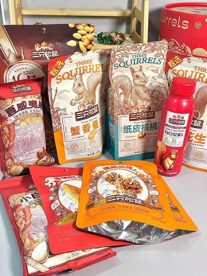 三只松鼠不断“壮大”(图5)