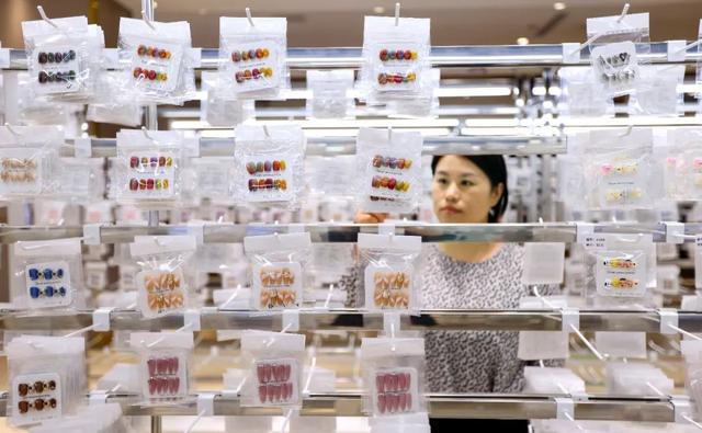 最会过日子的精致女孩让这道“预制菜”年销90亿消费巴士(图8)