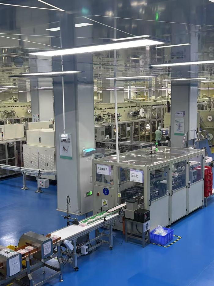 黄子韬的卫生巾品牌一晚卖出4000万背后是MCN的“品牌实验”(图1)