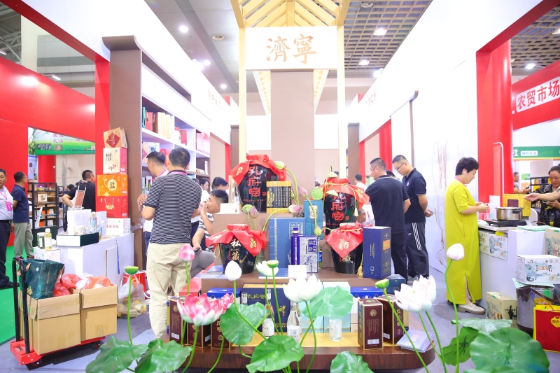 济宁市供销预制菜及农特产品亮相2023首届山东供销预制菜产业博览会(图2)