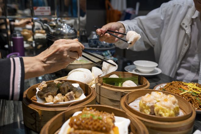 预制菜“攻占”早茶？广州拟出手立法!(图1)