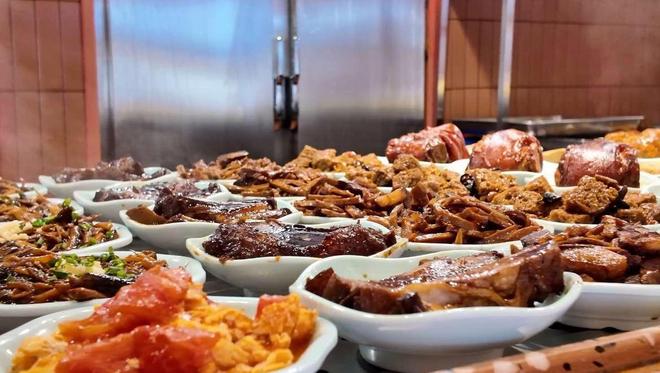 《新闻坊》今天在静安直播！探秘“吾家食坊”火出圈密码(图3)