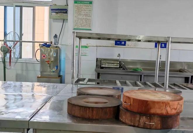 太恶心！5元料理包黑幕曝光预制菜代工链触目惊心外卖党中招(图6)