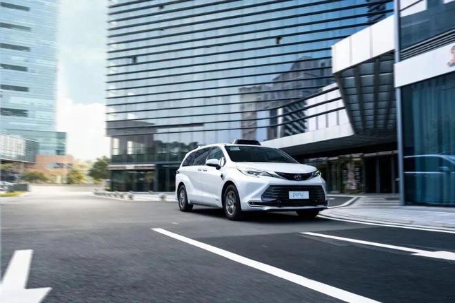 小鹏押宝、蔚来理想反对Robotaxi会是一门好生意？(图6)