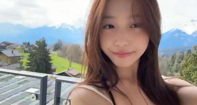 黄有龙做梦没想到自己重金培养的女儿竟让赵薇口碑“逆转”(图16)