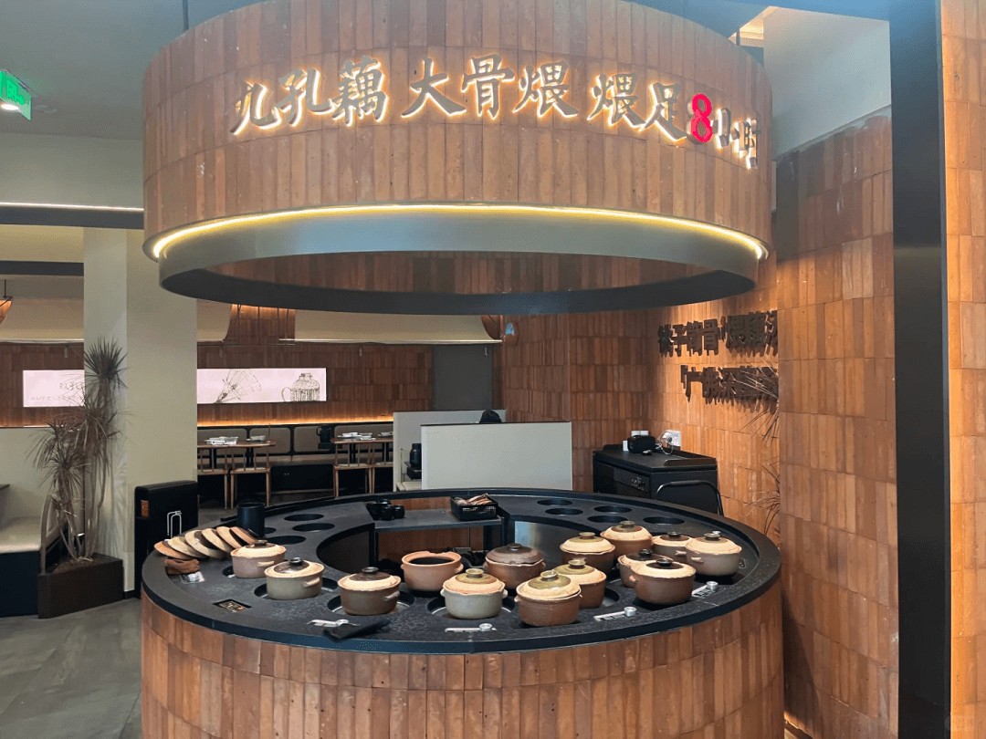 从困在武汉到北上广深“排队王”楚菜的火越烧越旺！(图5)