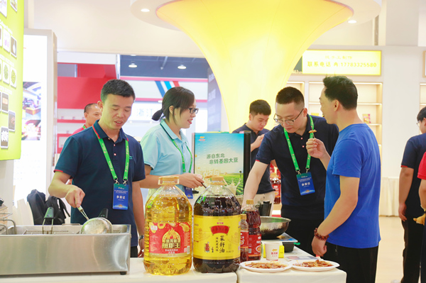 展示产品品类近千种2023西部预制菜博览会举行(图5)