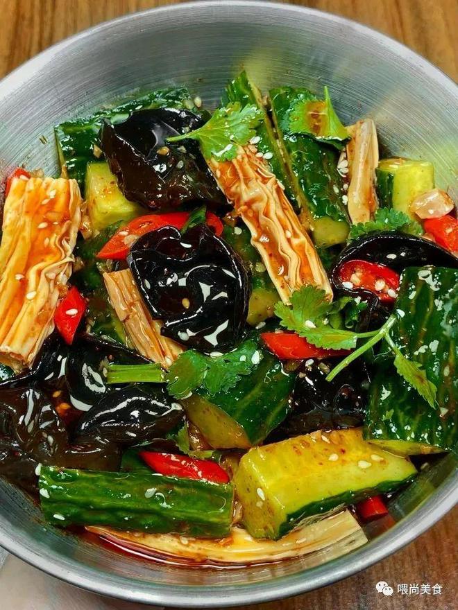 推荐5道家常特色食谱做法简单易学大人小孩都喜欢吃而且厨房小白也能做有喜欢的小伙伴可以试一试。(图3)