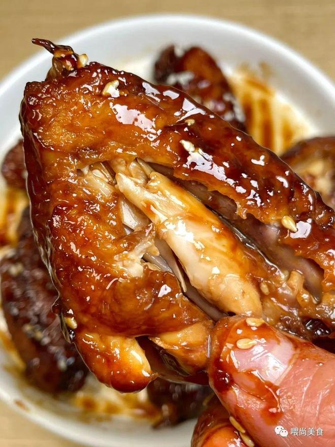 推荐5道家常特色食谱做法简单易学大人小孩都喜欢吃而且厨房小白也能做有喜欢的小伙伴可以试一试。(图5)